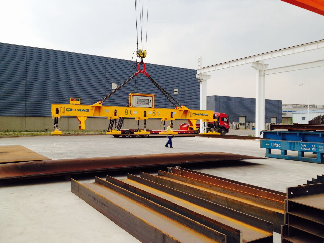 千豪钢板起重磁力吊具,电永磁吊具